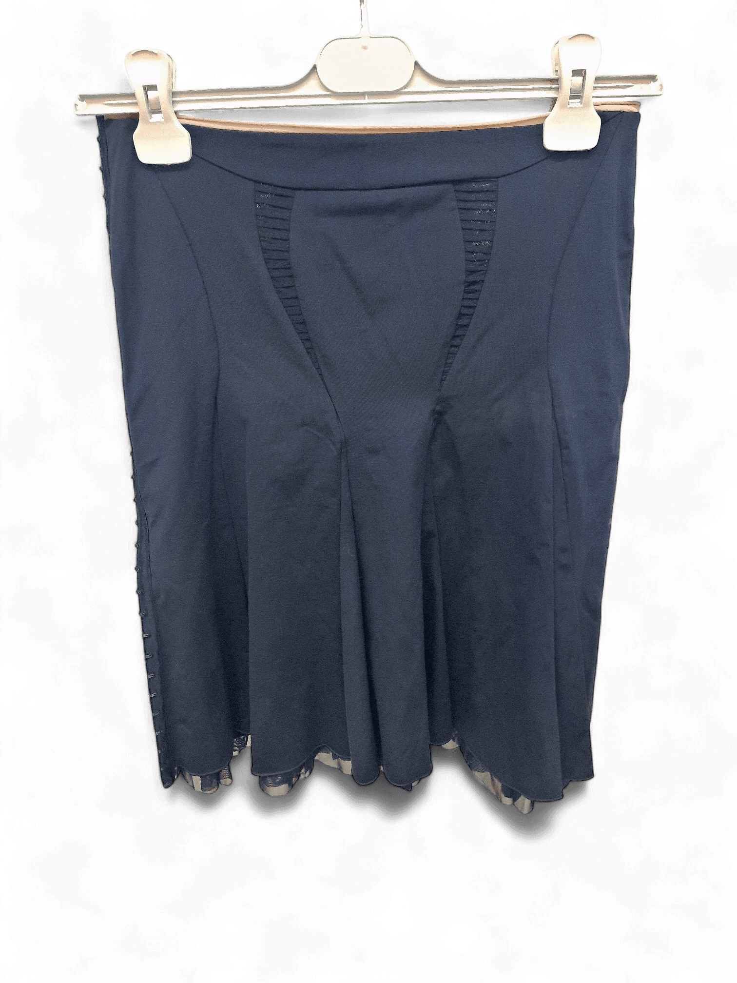 Eleganter schwarzer Faltenrock mit hoher Taille 2