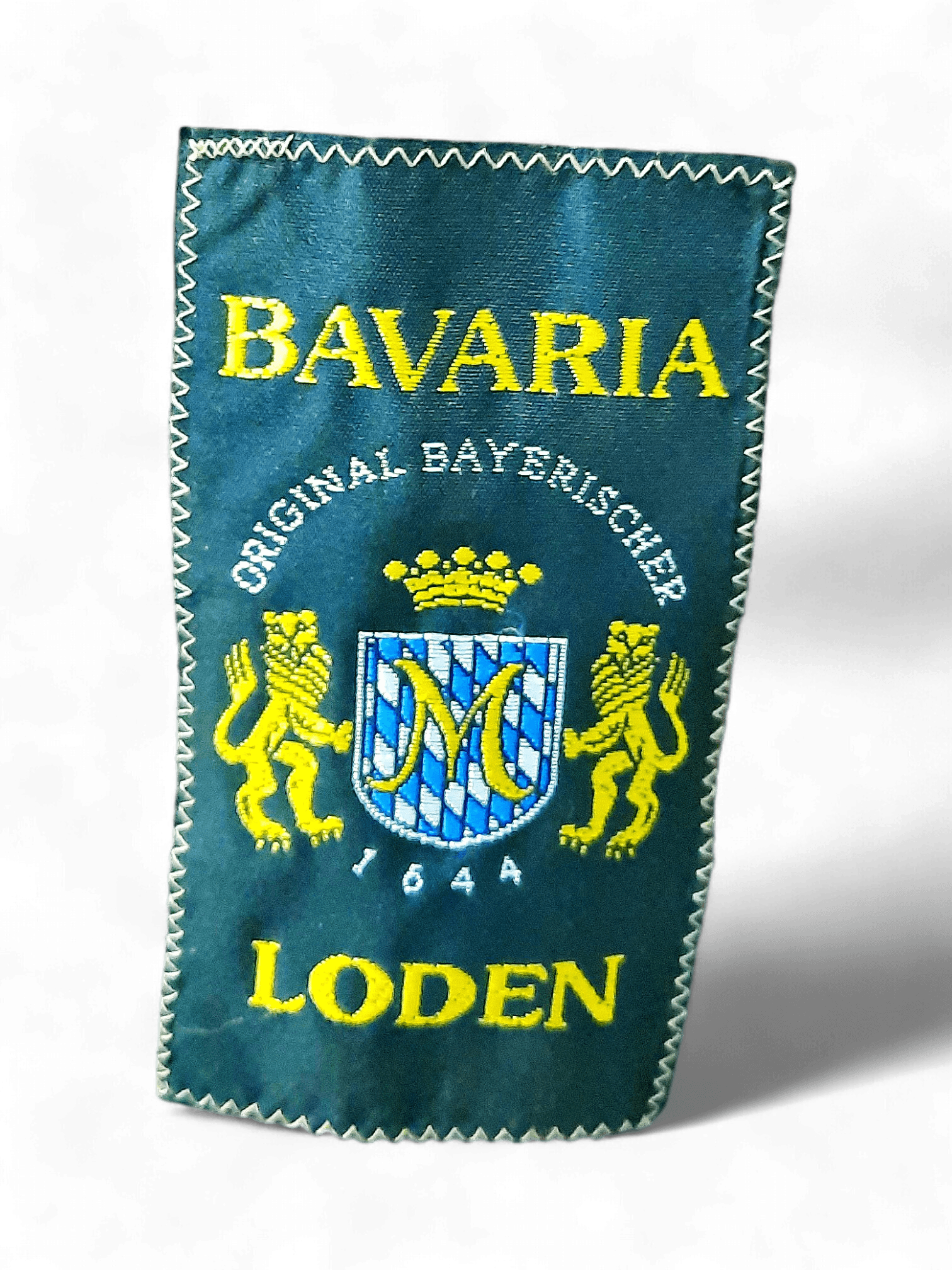 Traditionelle Lodenjacke aus Bayern 3