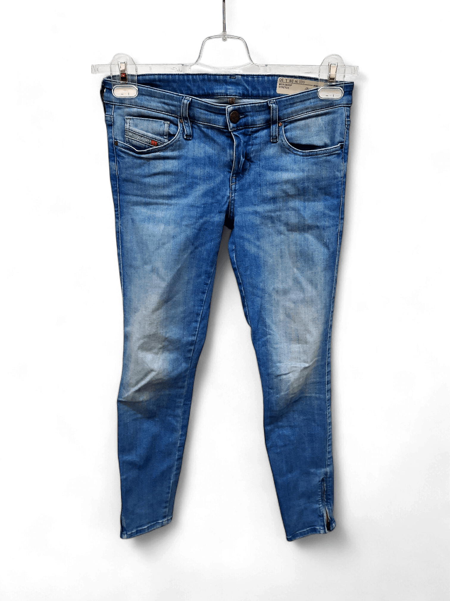 Moderne Diesel Skinny Jeans in Hellblau mit Reißverschluss am Knöchel 1