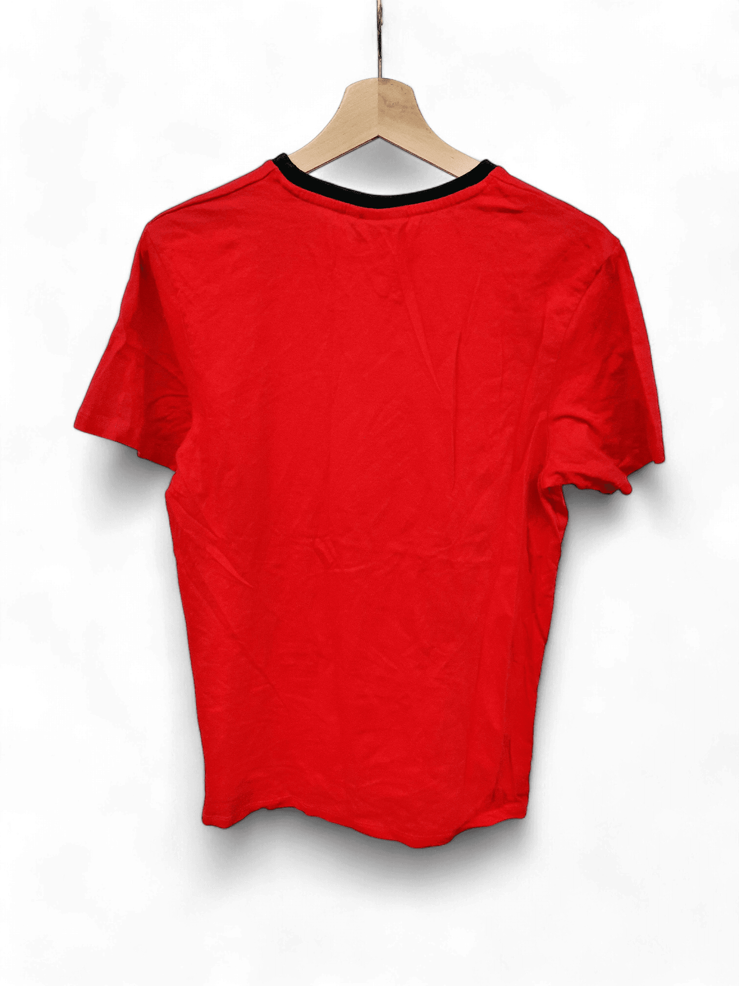 Star Trek Rotes T-Shirt mit Abzeichen - Offizielles Merchandise 2
