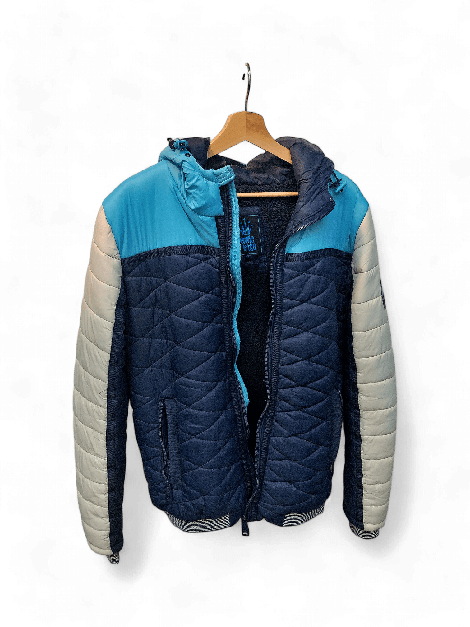 Moderne Winter Jacke mit Kunstfell  im Futter 1