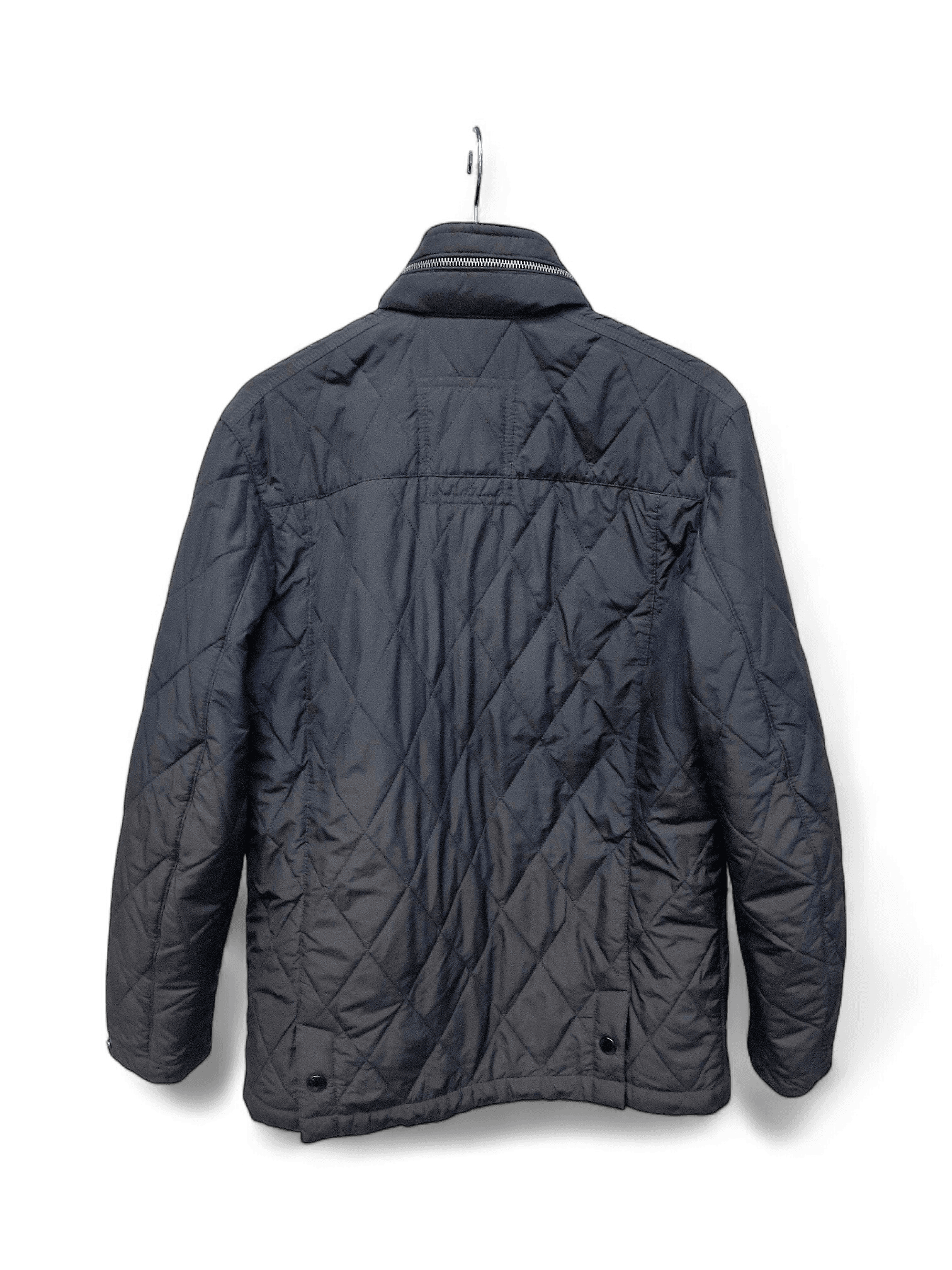 Moderne schwarze Steppjacke 1