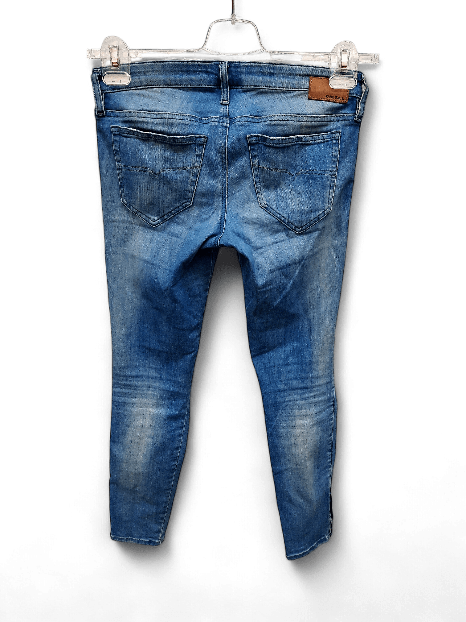 Moderne Diesel Skinny Jeans in Hellblau mit Reißverschluss am Knöchel 2